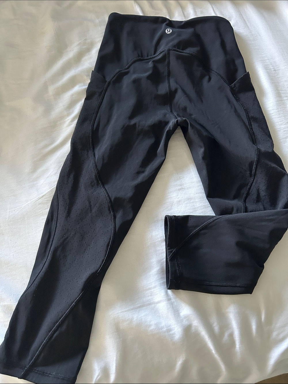 lululemon athletica Black Performance capris with High Waist
